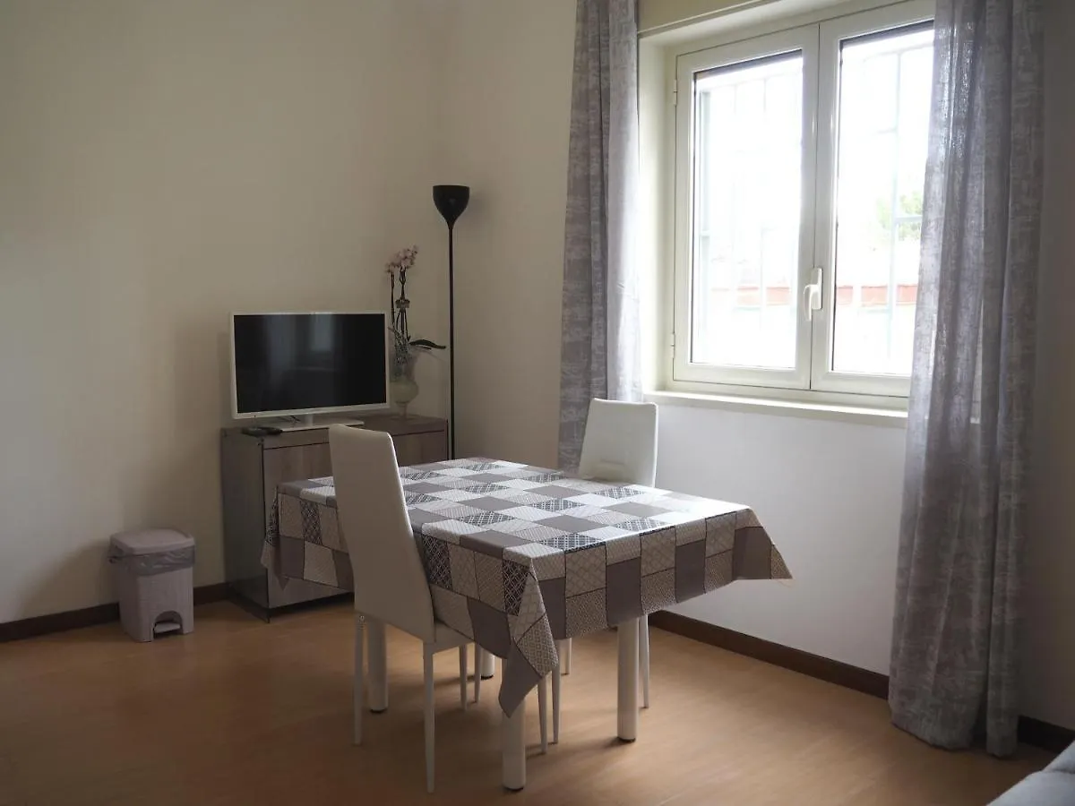 Bed & Breakfast Angolo In Fiore Palermo Italy